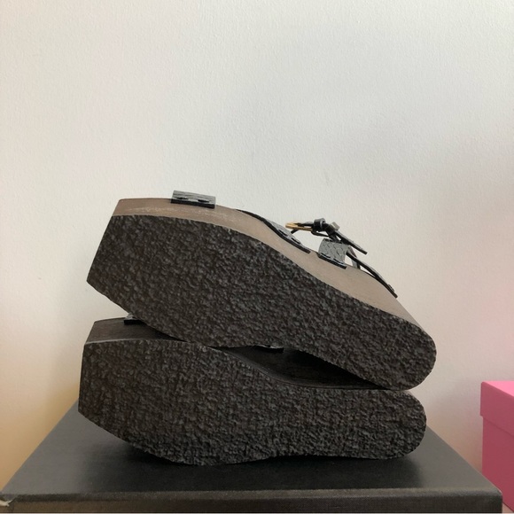 - frame platform wedge - Picture 6 of 6